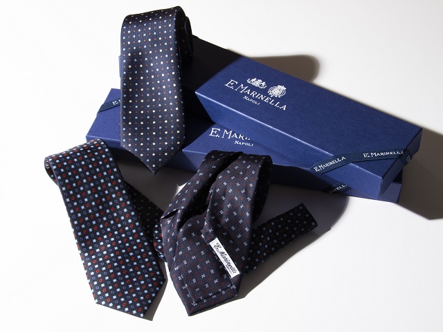 INFORMATION 】FLOENS TOKYOにセッテピエゲ ネイビー小紋タイが入荷