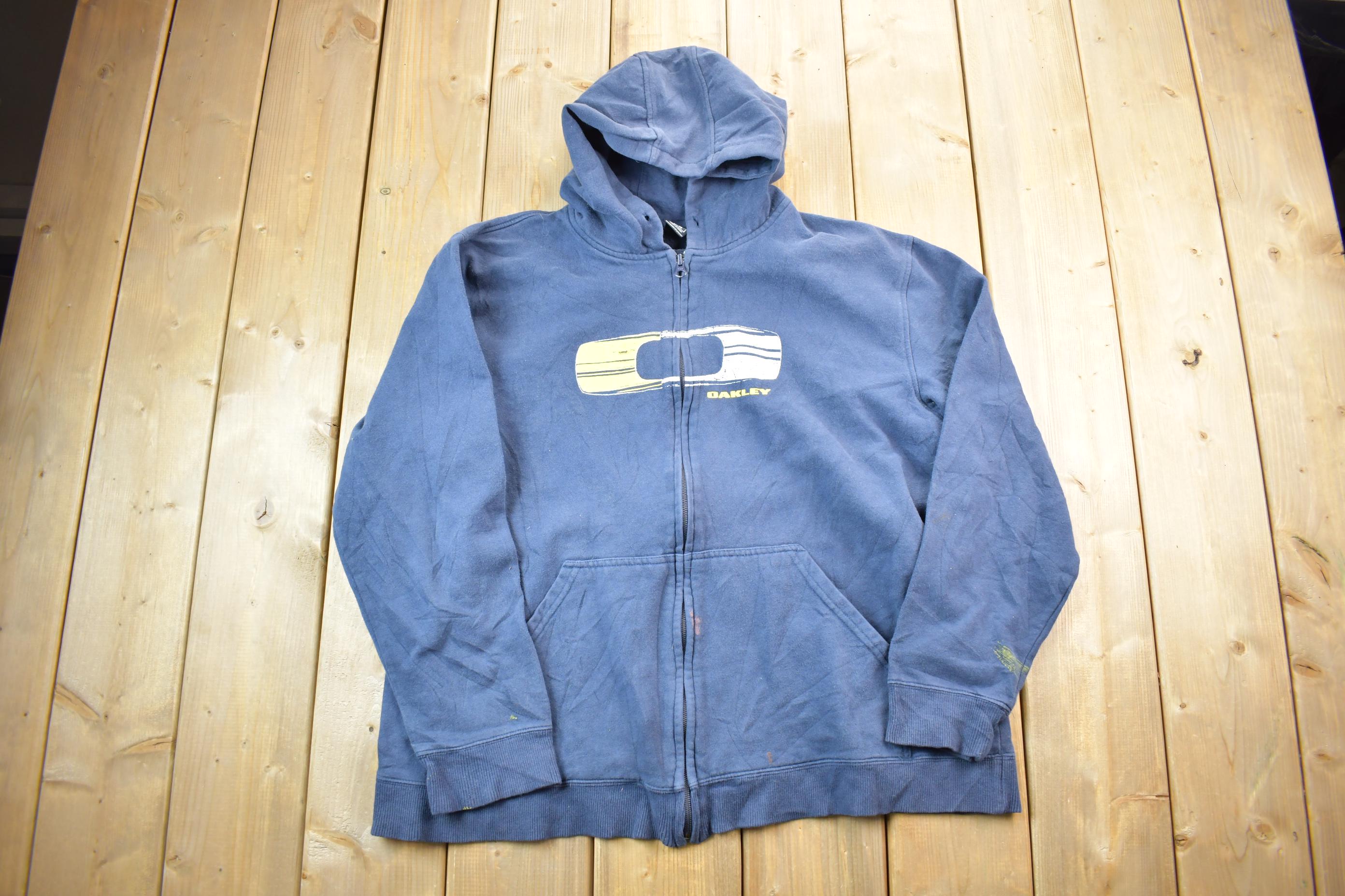 Vintage 1990s Oakley Graphic Hoodie / 90s Hoodie / Vintage Sweater