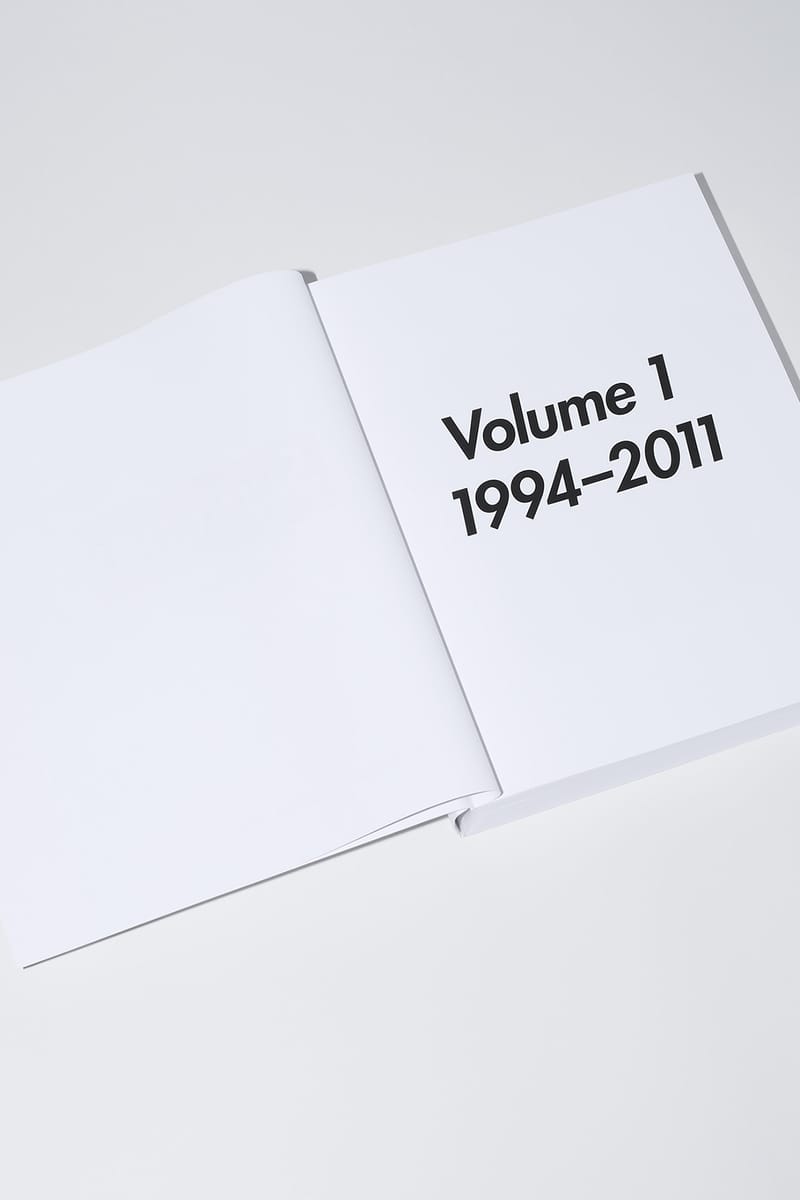 シュプリームが30周年記念本『30 Years』を正式に発表 | Hypebeast.JP