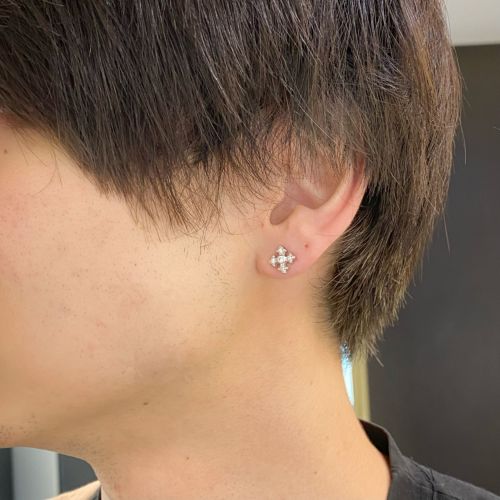 SMALL FANCY CROSS STUD PIERCE Silver / Zirconia PIERCED EARRINGS