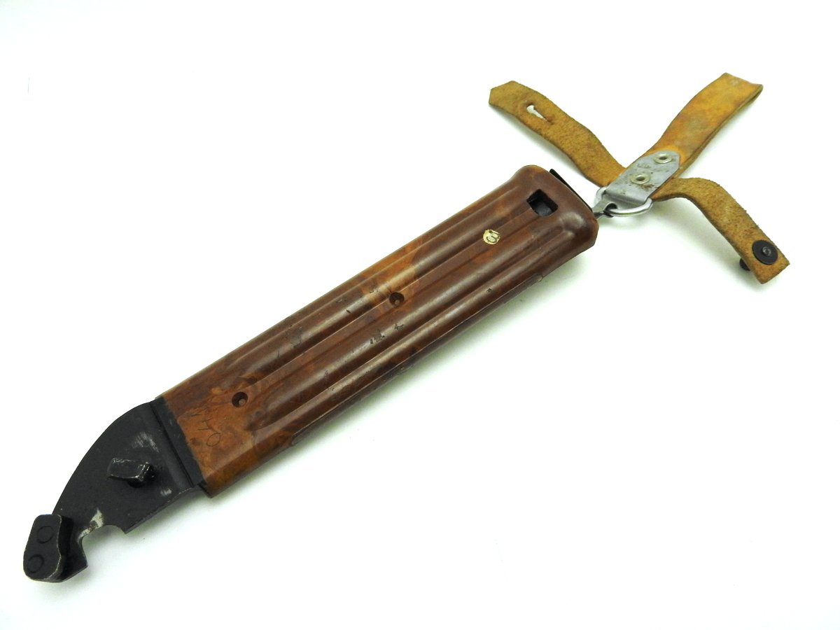 Amazon | ソビエト製 ロシアAK74 バヨネット スカバード 銃剣 鞘