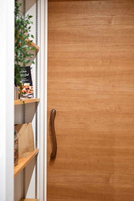 木製ドアハンドル=DH-NM=すがたかたち