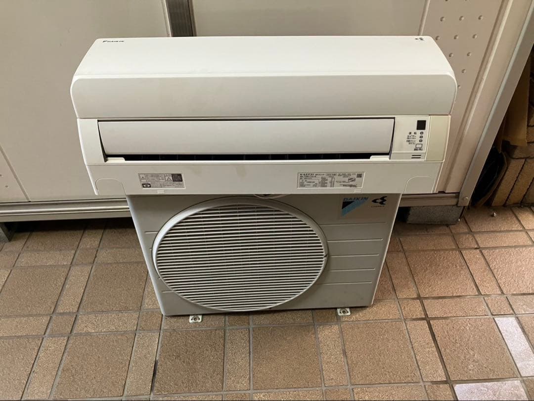 【引取限定 東京】ダイキン エアコン 10畳用2019年製 F28WTCXS-W 楽天市場】ダイキン工業 DAIKIN エアコン CX F28WTCXS-W | 価格比較