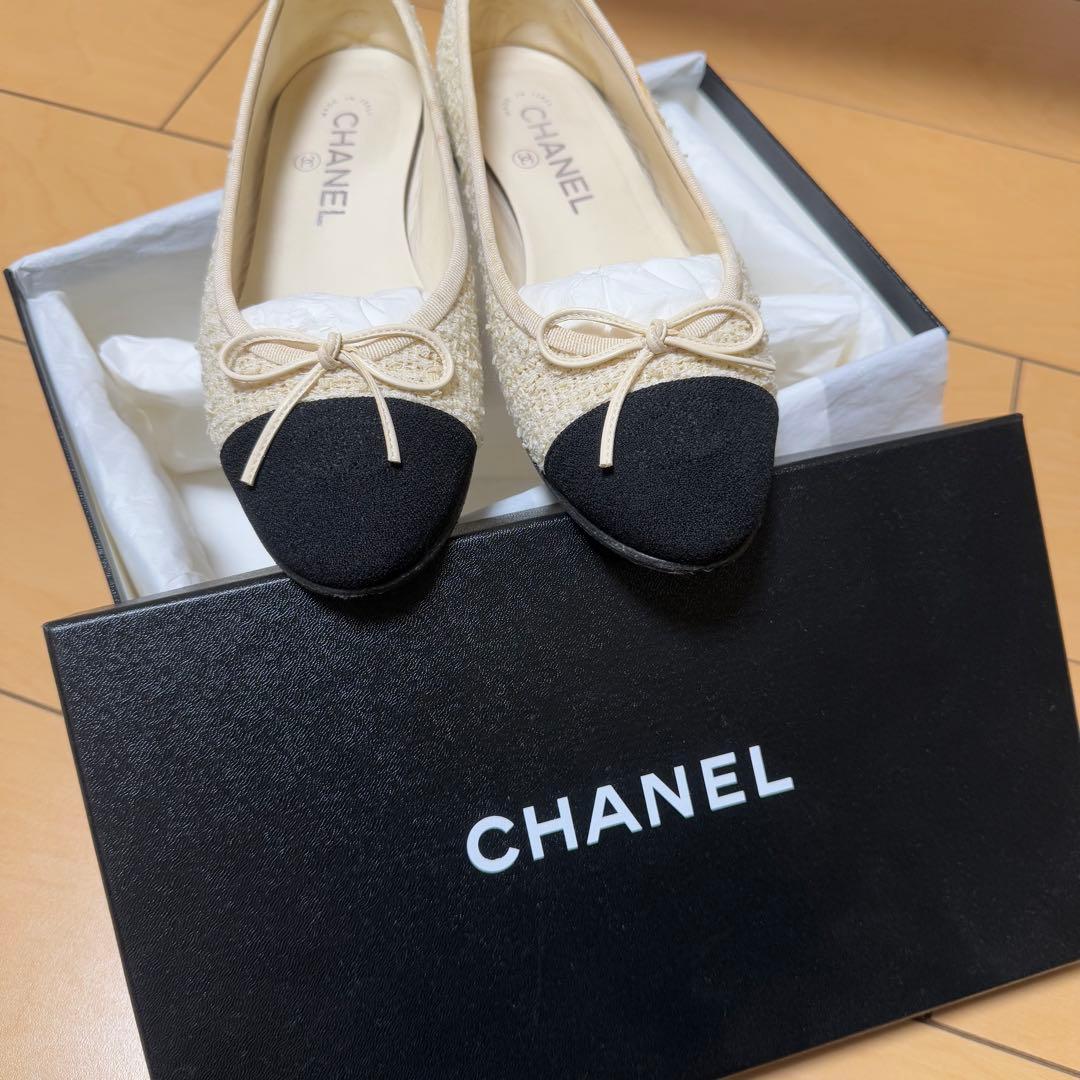 CHANEL バレリーナ　【お盆限定価格】 バレリーナ - エンブロイダリー コットン 、アイボリー — ファッション
