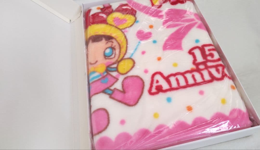 Mezzo piano メゾピアノ 15周年記念ブランケット ミミポポ ベリエ メゾ ピアノ ジュニアのキャラクター「ベリエちゃん」がアパレル