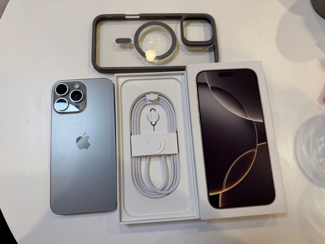 iPhone16promax 256gb ナチュラルチタニウムおまけ Amazon | 【整備済み品】Apple iPhone 16 Pro MAX 256GB ナチュラル