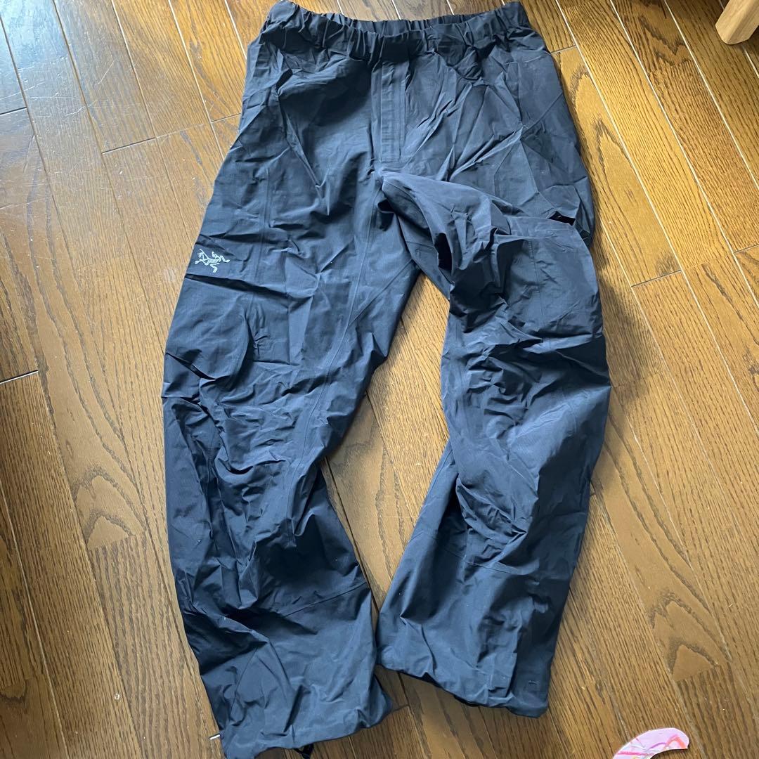 アークテリクス　ゴアテックスパンツ　ブラックsizeM ARC'TERYX（アークテリクス） ベータ パンツ メンズ ショートレングス