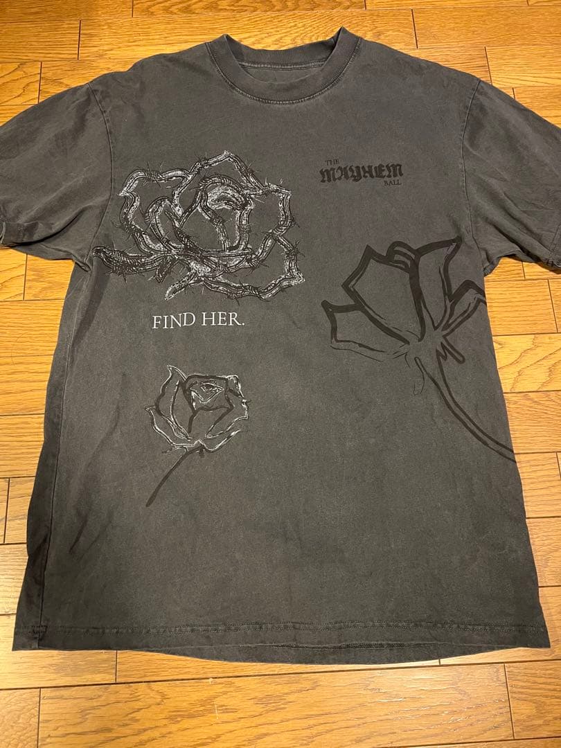 新品　lady gagaツアーグッズ　「Roses SS TEE」XL Lady Gaga Mayhem Ball Tour Roses Tee - メルカリ