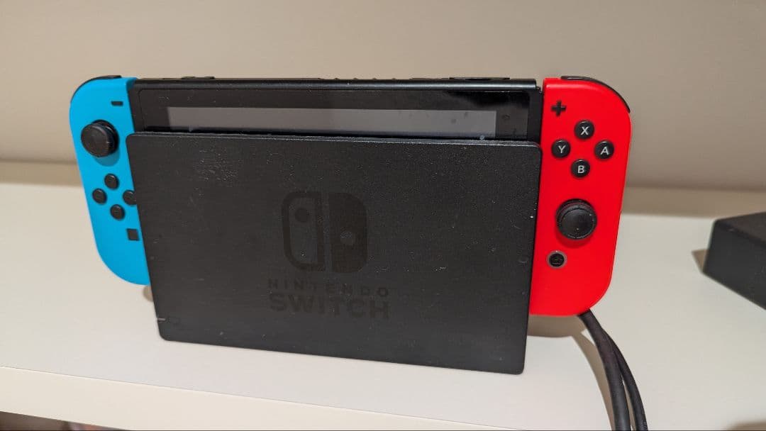 Nintendo Switch 本体 初期版 赤ジョイコン不具合 Nintendo Switch ジョイコンが反応しない。初期設定から進めない