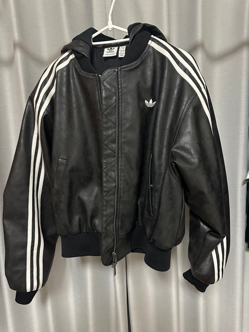 【専用】adidas フェイクレザージャケット アディダス フェイクレザージャケット レディース SIZE L adidas 中古