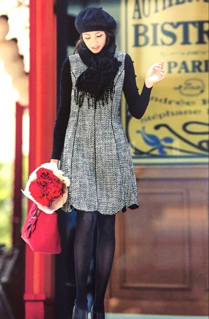 未使用☆エムズグレイシーワンピース 38 ニット ツィード スカラップ カタログ M'S GRACY 2024 Early Autumn Collection | msgracy