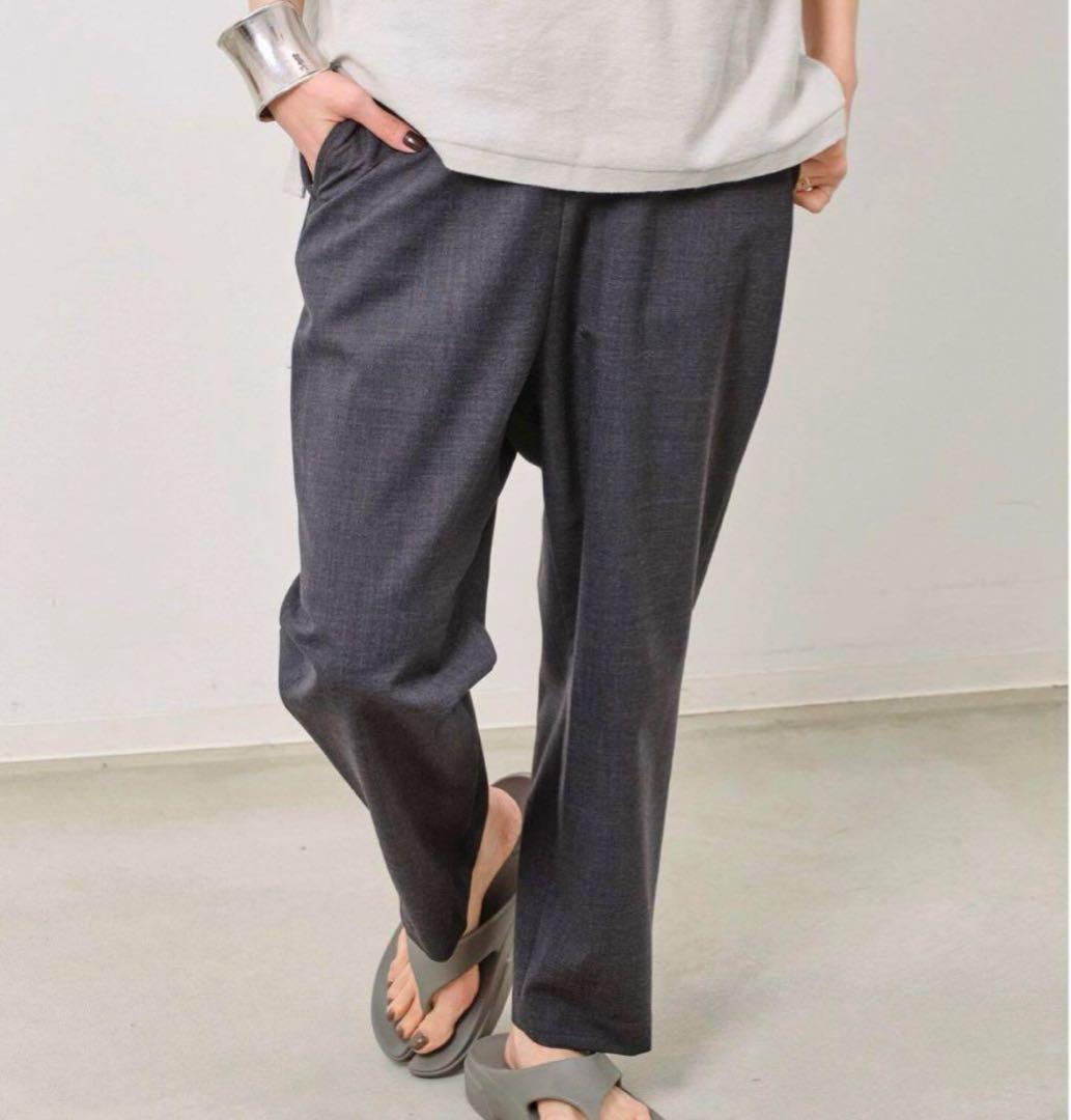 L'Appartement Relax Pants グレー　サイズ38 Center Press Pants（スラックス）｜L'Appartement（アパルトモン）の