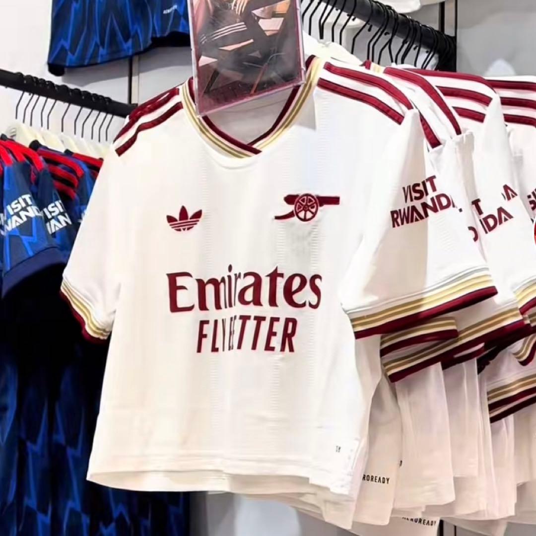 海外限定モデルL⭐️adidas アーセナル ショート丈 ベイビーモンスター