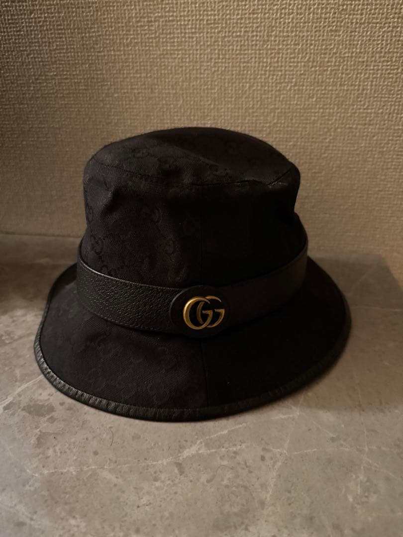 GUCCI ブラック バケットハット Lサイズ GUCCI バケットハット GGキャンバス GG柄 レザー L ブラック - メルカリ