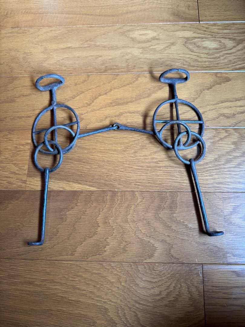 アンティーク　馬具　轡　クツワ　鉄製　刻印あり 馬具 日本の古民具 アイアン 幅51cm 奥行13cm
