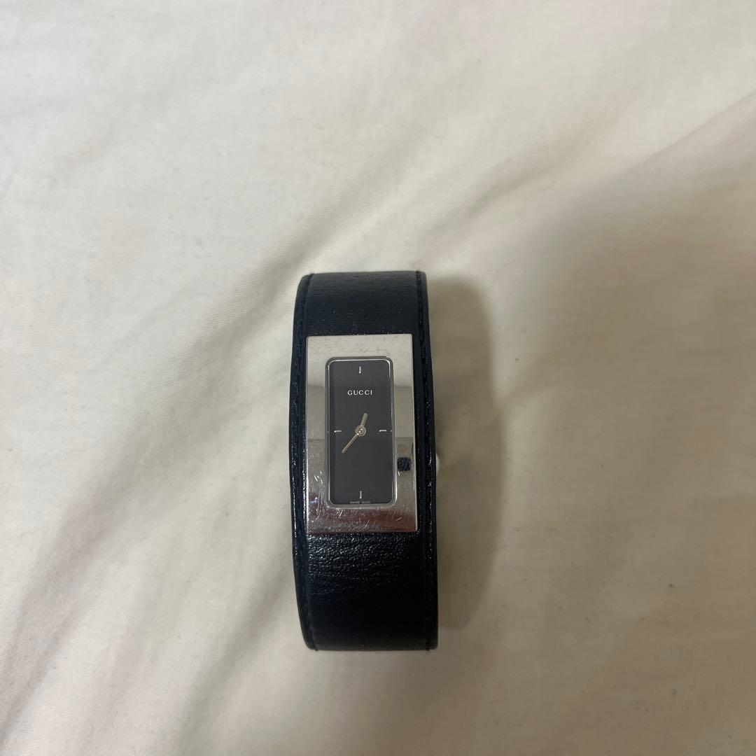 GUCCI ブラックレザーバングル時計 C (やや傷や汚れあり)】GUCCI グッチ バングルウォッチ レザー 7800L