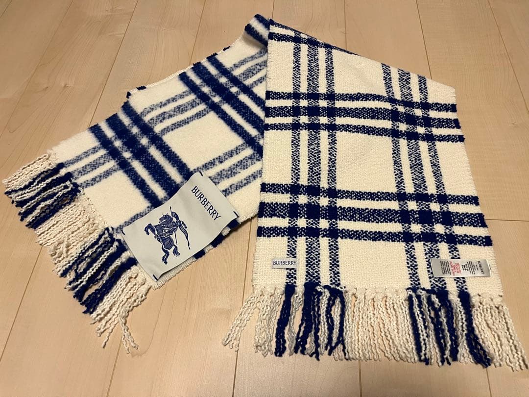 BURBERRY　バーバリー　マフラー　ウール100％　未使用に近い　近年モデル BURBERRY（バーバリー） マフラー MU EKD TO GC JACQ SCF 8094711