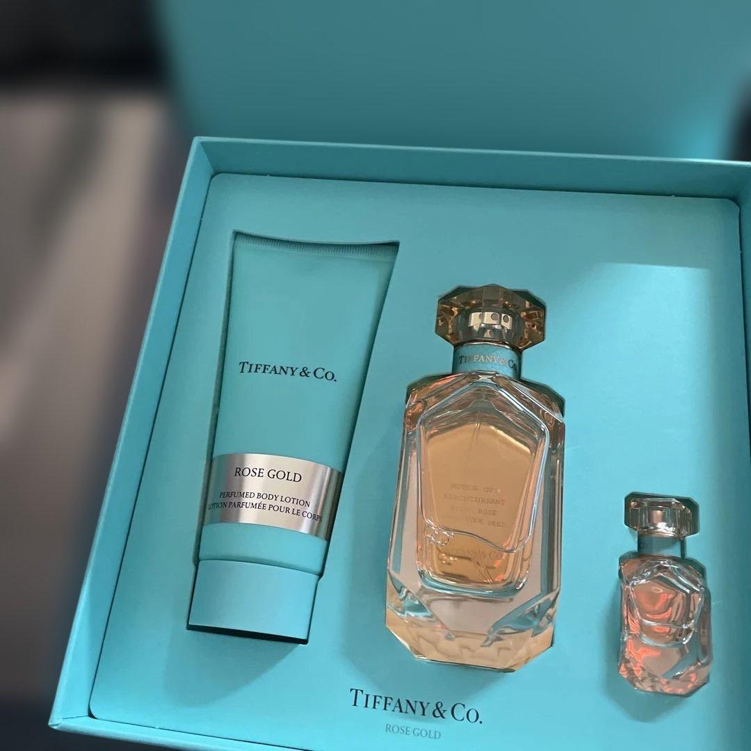 Tiffany & Co. Rose Gold 2025 クリスマスコフレ 2025年クリスマスコフレ】「ティファニー」フレグランスの限定ギフト