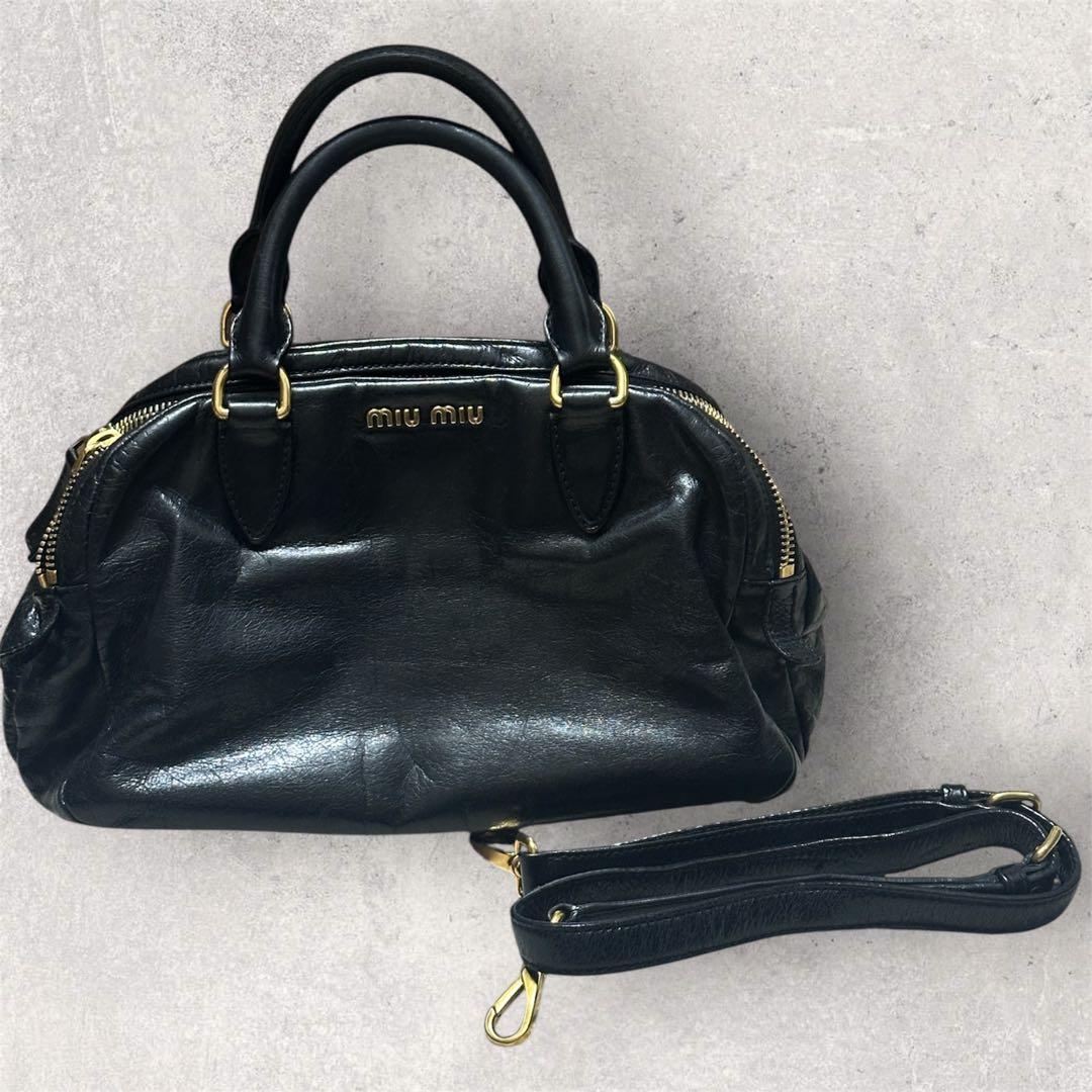 miu miu ブラック　ゴールド　レザー　ハンドバッグ miu miu（ミュウミュウ） ボー レザー バッグ 5BB173_2CRW_F0002_V_OTM
