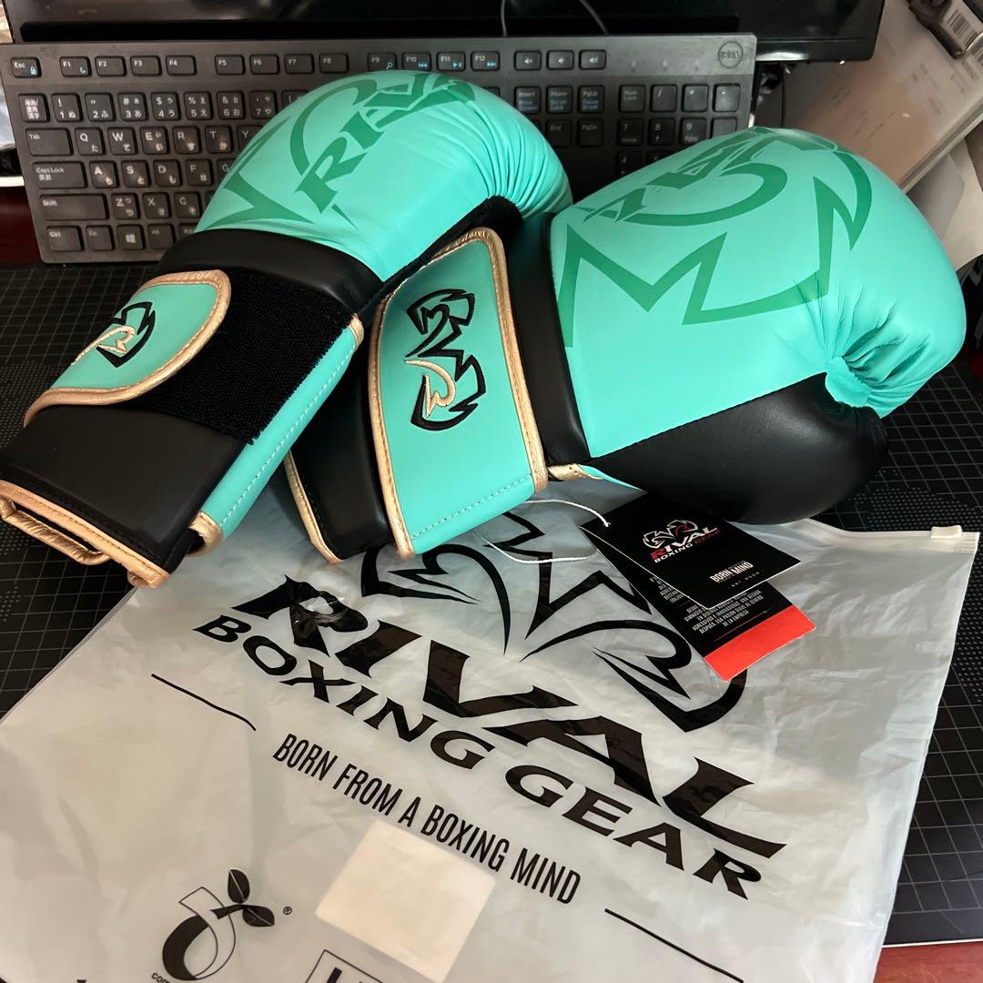 美品RS80V 16oz RIVAL ボクシンググローブ RIVALライバルRS80VインパルススパーリンググローブIMPULSE SPARRING