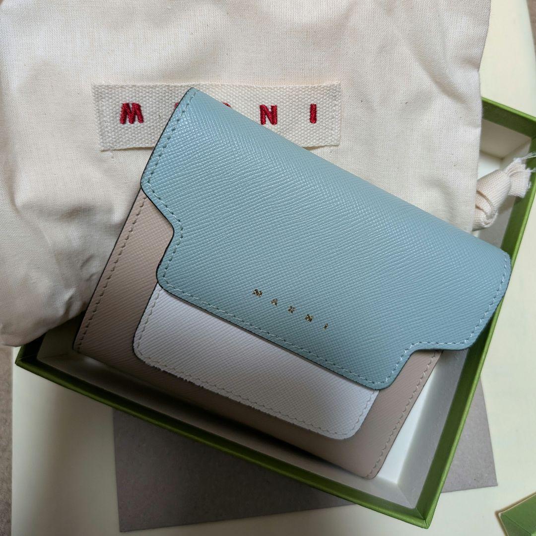 MARNI ライトグリーン、ホワイト、ブラウン サフィアーノレザー製ウォレット イエロー グリーン ベージュ サフィアーノレザー製 二つ折りウォレット