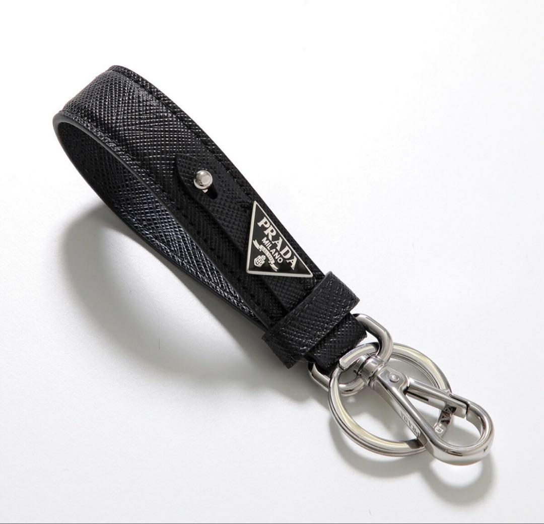 最終値引中【箱・タグ付き】PRADA キーリング・ブラック　ナイロン 楽天市場】【未使用保管品】 プラダ PRADA ナイロン レザー 6連 キー